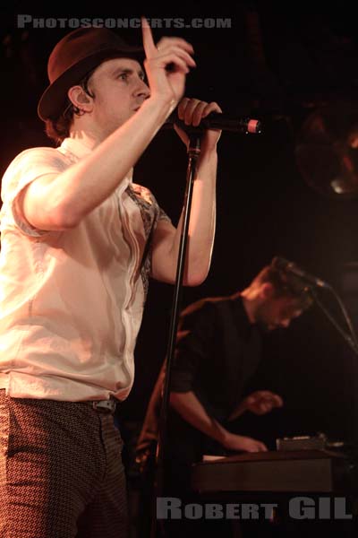 MAXIMO PARK - 2014-02-22 - PARIS - La Maroquinerie - Paul Smith